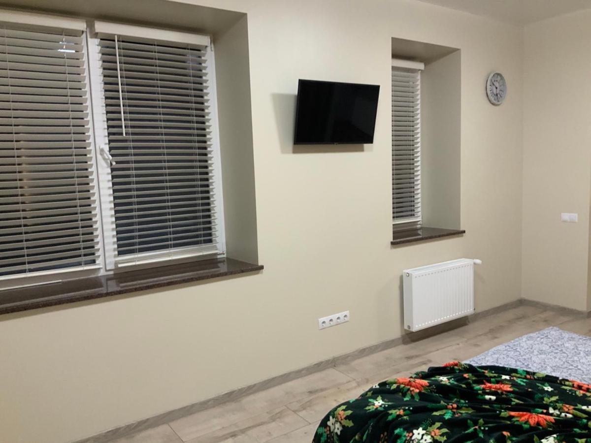 Lux Apartment & Центр,Жк Театральний Ρίβνε Εξωτερικό φωτογραφία