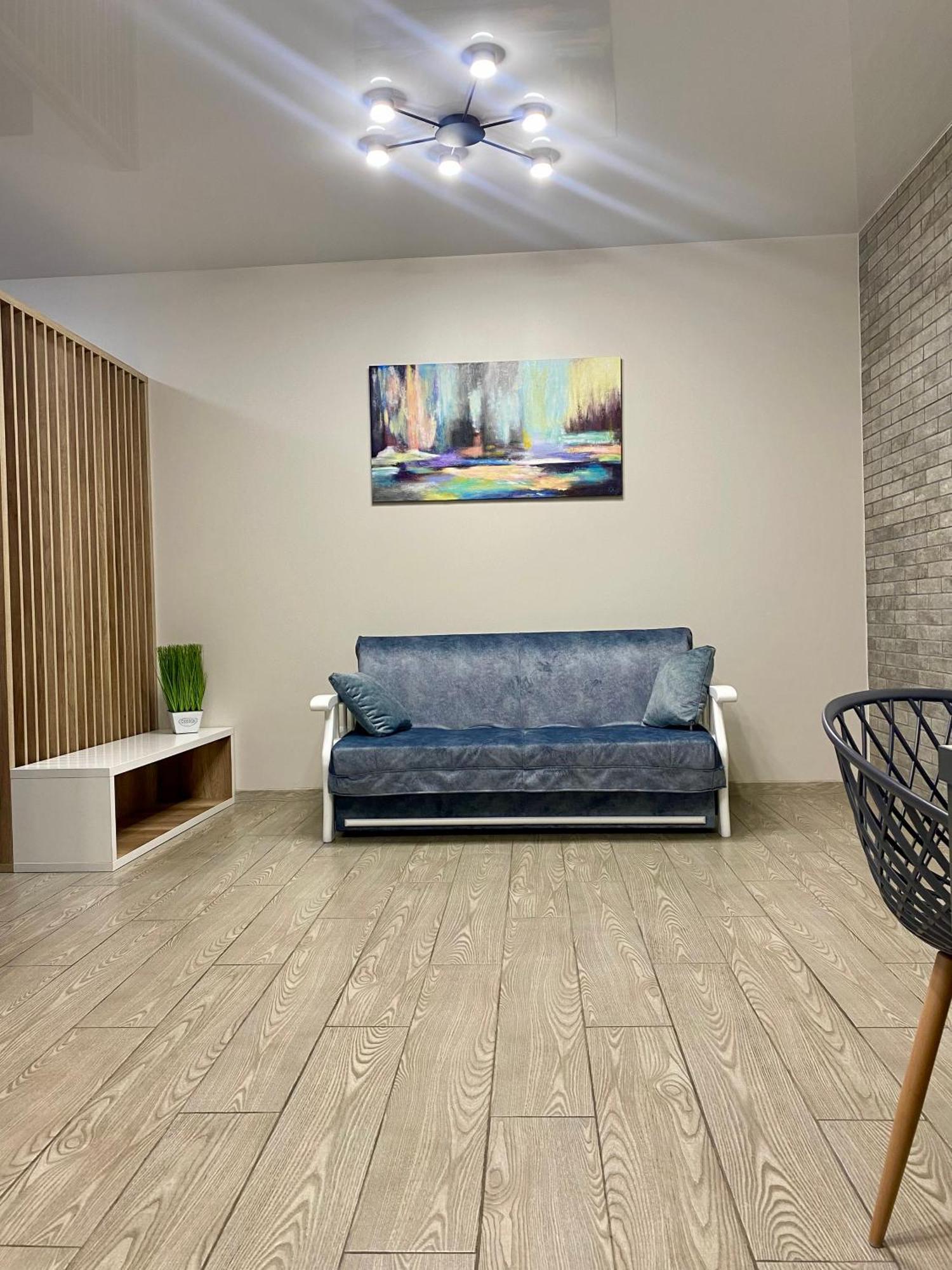 Lux Apartment & Центр,Жк Театральний Ρίβνε Εξωτερικό φωτογραφία