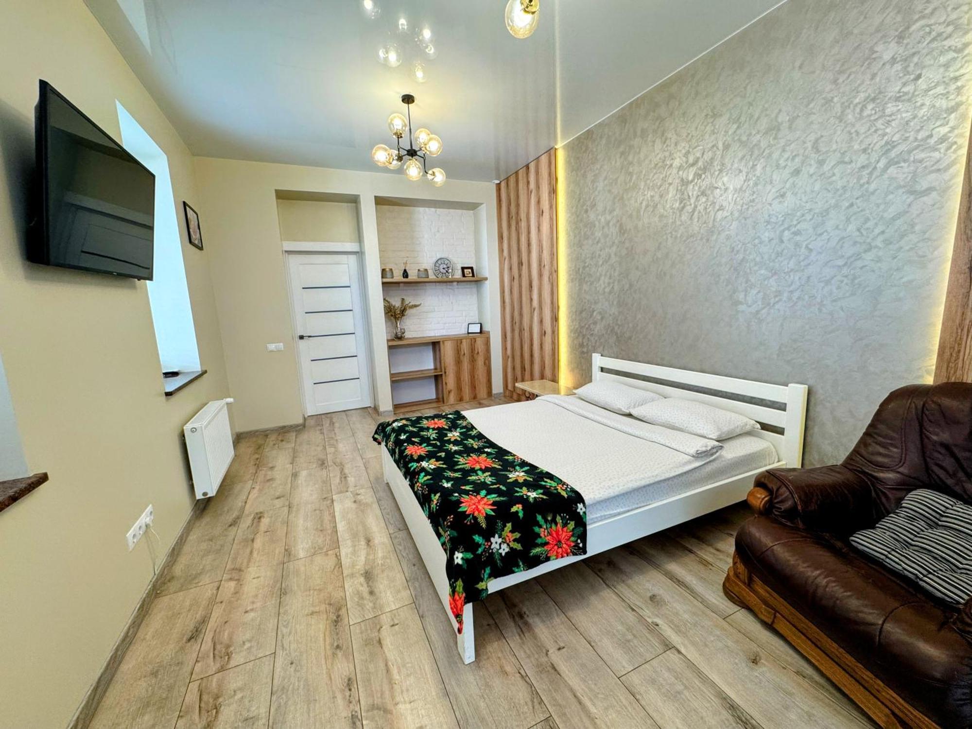 Lux Apartment & Центр,Жк Театральний Ρίβνε Εξωτερικό φωτογραφία